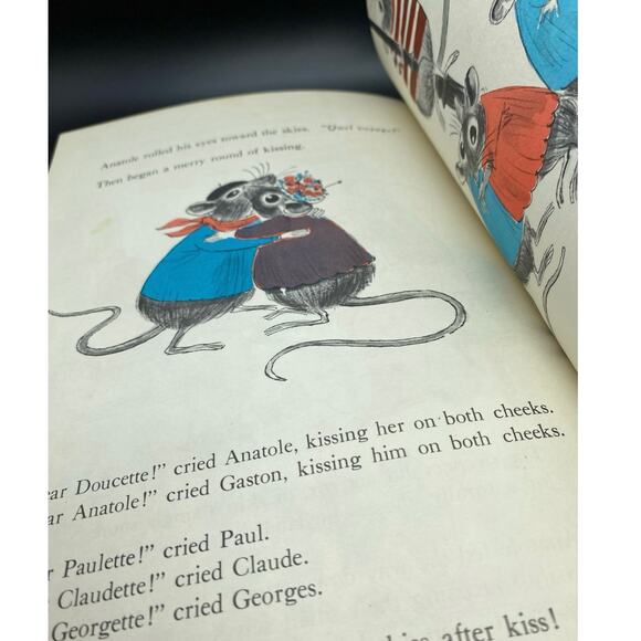 Anatole Over Paris. Vintage 1962 children's book. First Edition by Eve Titus - Picture 4 of 6